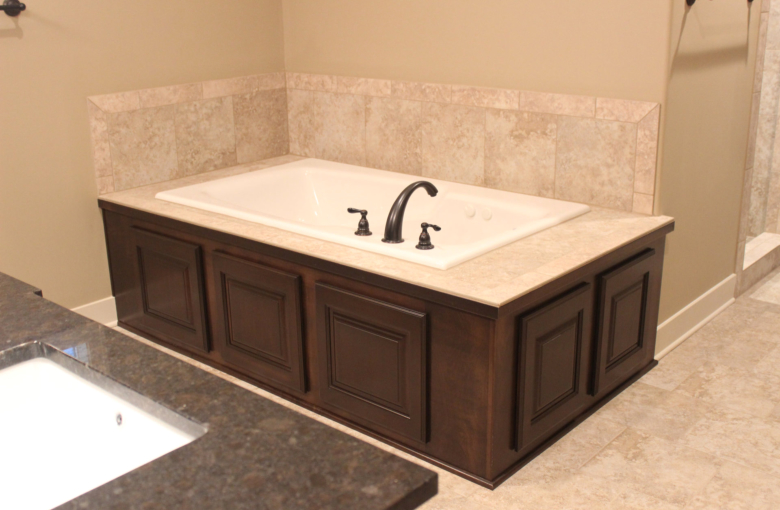 THE KALLMEYER - 2 STORY - WHIRL POOL - JETTED TUB