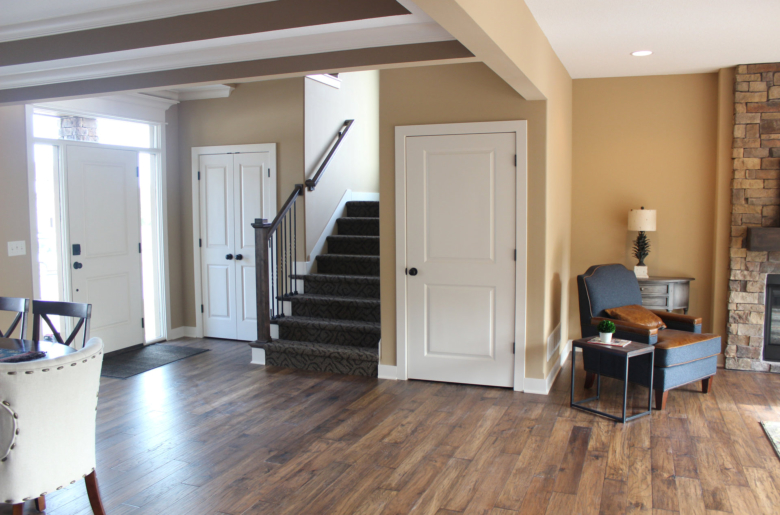 THE KALLMEYER - 2 STORY - ENTRY