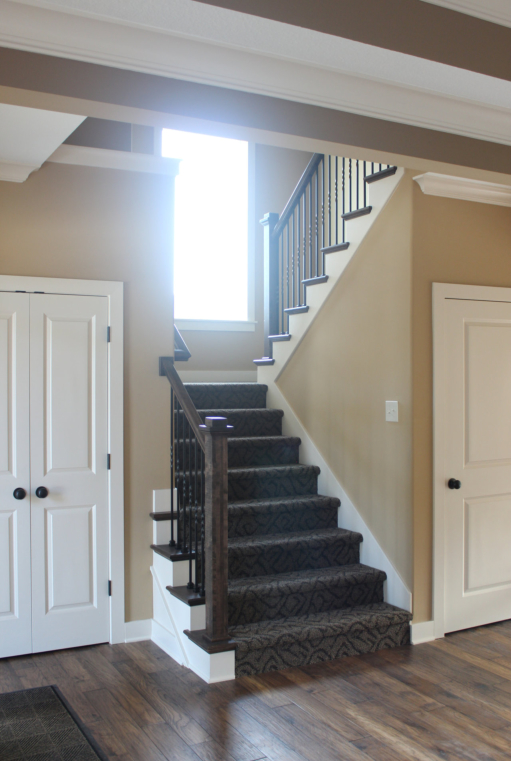 THE KALLMEYER - 2 STORY - STAIRWAY