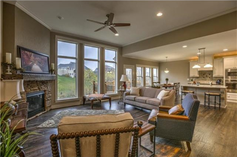THE KAUFMANN - REVERSE - GREAT ROOM