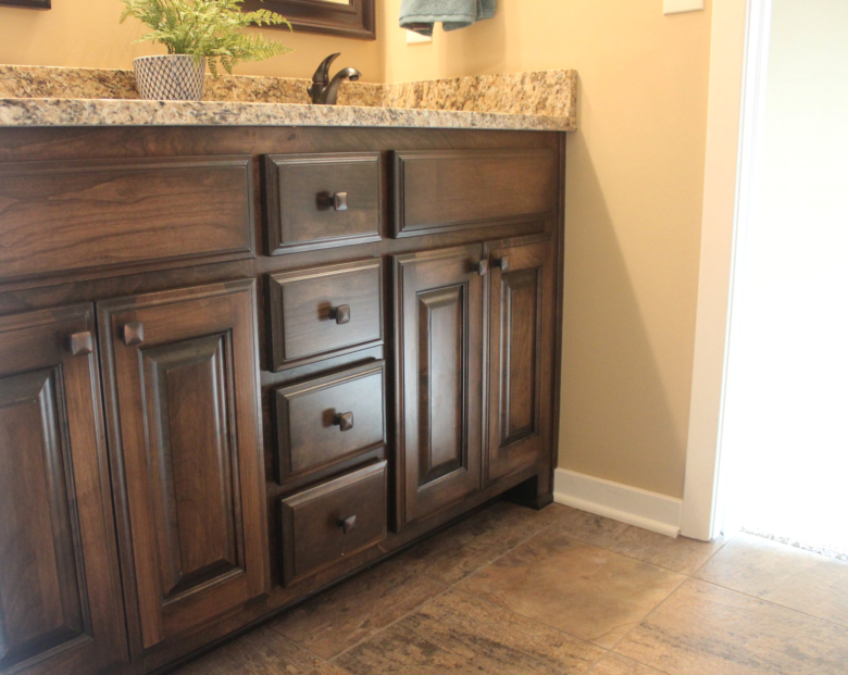 THE KALLMEYER - 2 STORY - CUSTOM CABINETRY BY PRO BUILDERS